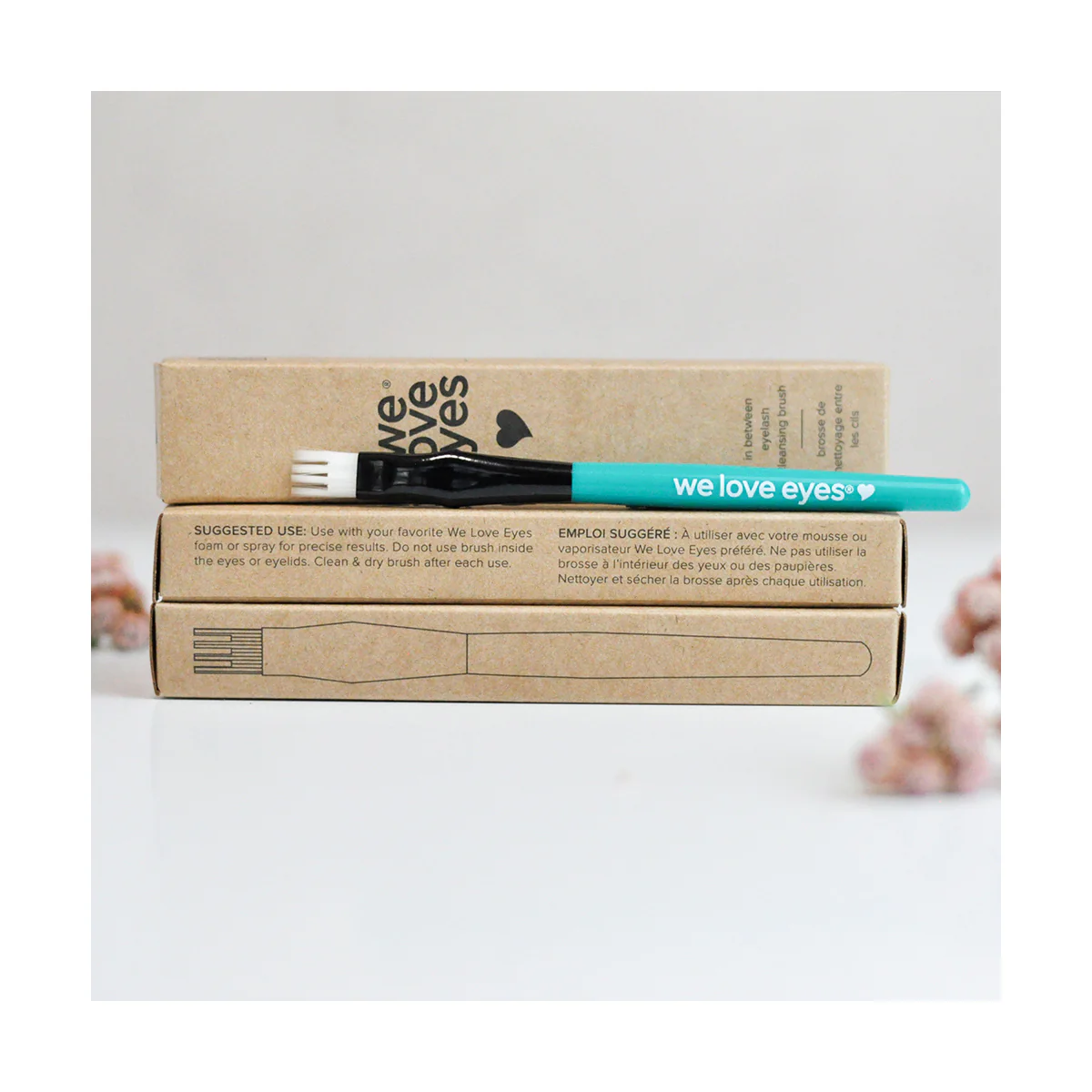 We Love Eyes In Between Eyelash Cleansing Brush - Image 3
